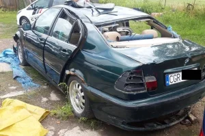 Samochód po wypadku Patryka Niklewskiego z Łasina